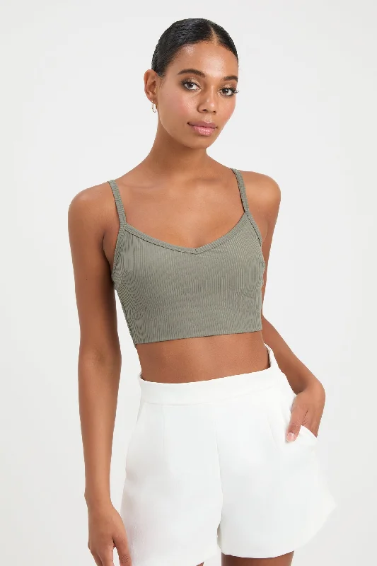 Erica Super Crop Sporty Women's Athleisure 