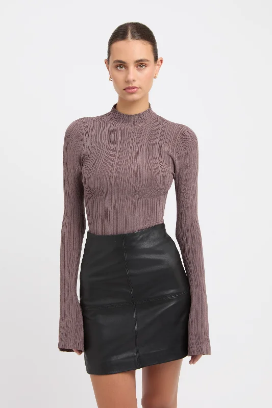Raisa Funnel Long Sleeve Crop Hip Women's Urban